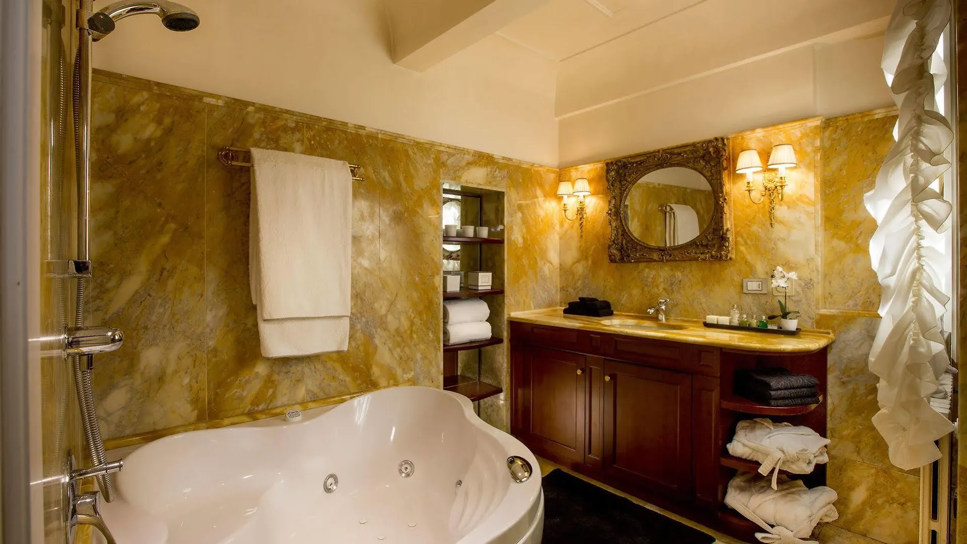 Affittacamere Torre Mannelli Suites Firenze Italia